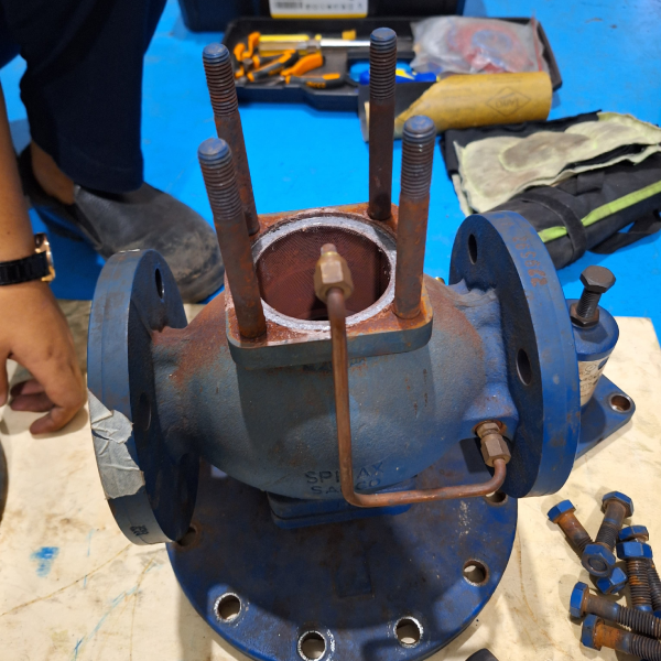 Repair - Pilot Actuated Pressure Reducing Valve on-workshop.